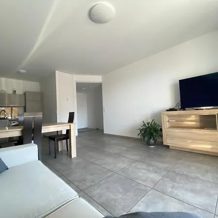 Appartement T2 De Standing Avec Parking A 250 Metres De La Plage, Route Des Sanguinaires, Ajaccio Ajaccio  Exterior photo
