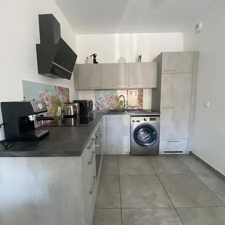 Appartement T2 De Standing Avec Parking A 250 Metres De La Plage, Route Des Sanguinaires, Ajaccio Ajaccio  Exterior photo