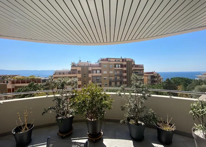 Appartement T2 De Standing Avec Parking A 250 Metres De La Plage, Route Des Sanguinaires, Ajaccio