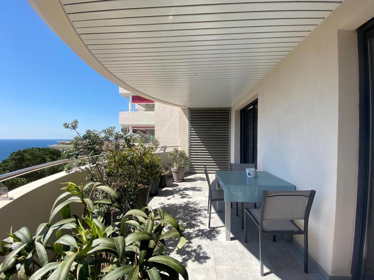 Apartment T2 De Standing Avec Parking A 250 Metres De La Plage, Route Des Sanguinaires, Ajaccio *